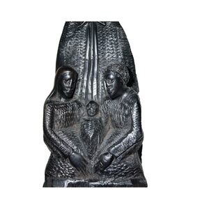 Blackwood Palm Nativity
KANZI EAST AFRICAN CRAFTS